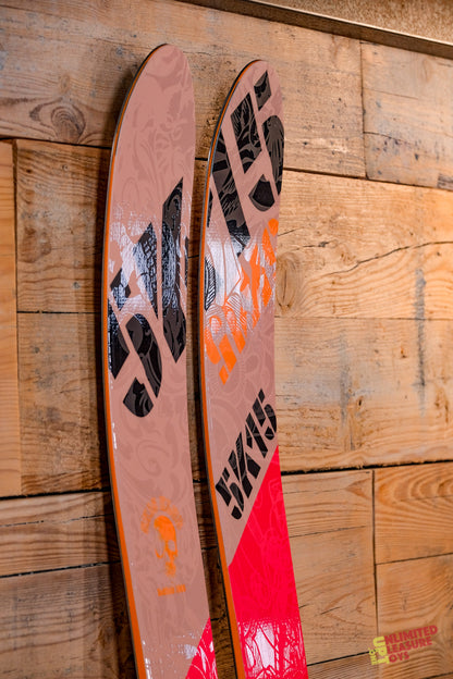 Skis UNDER CONTROL 125 187cm